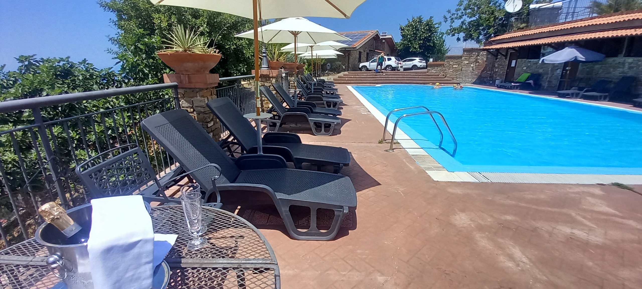 Aperitivo Piscina