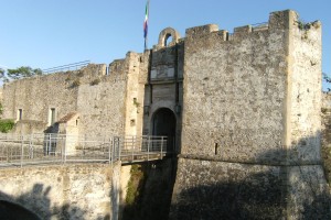 Castello - ponte sul fossato